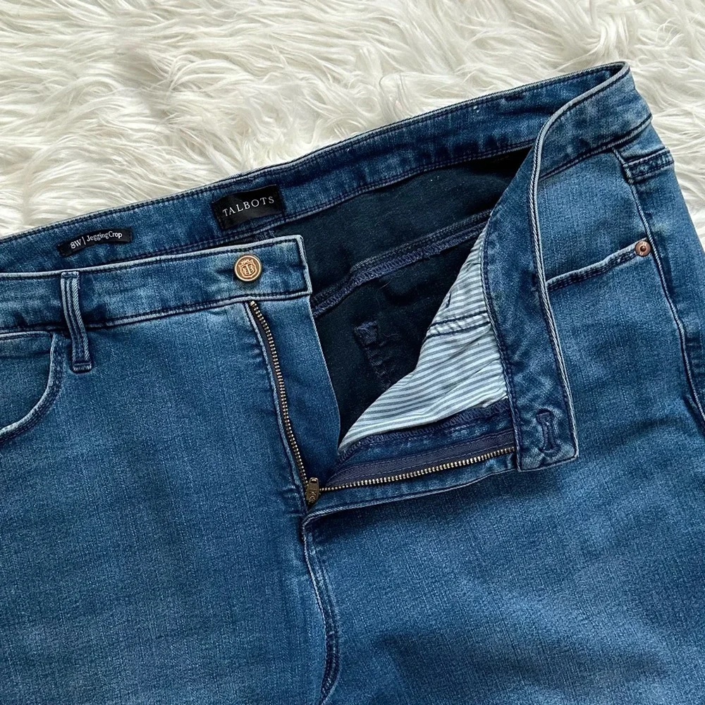 TALBOTS NWT 18 18W Jegging Crops in Neptune Wash • Cropped Denim Jeans - Picture 3 of 11